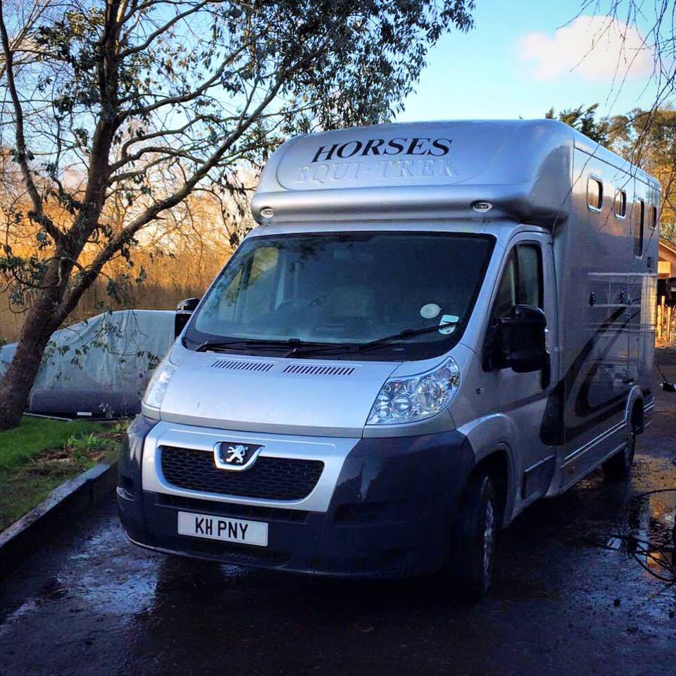 Equitrek 3.5 Horsebox For Sale